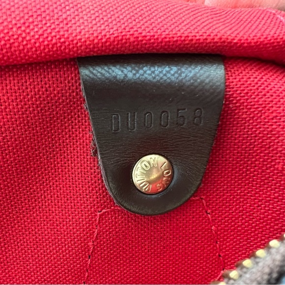 Authentic Louis Vuitton Speedy 30 - Picture 11 of 11